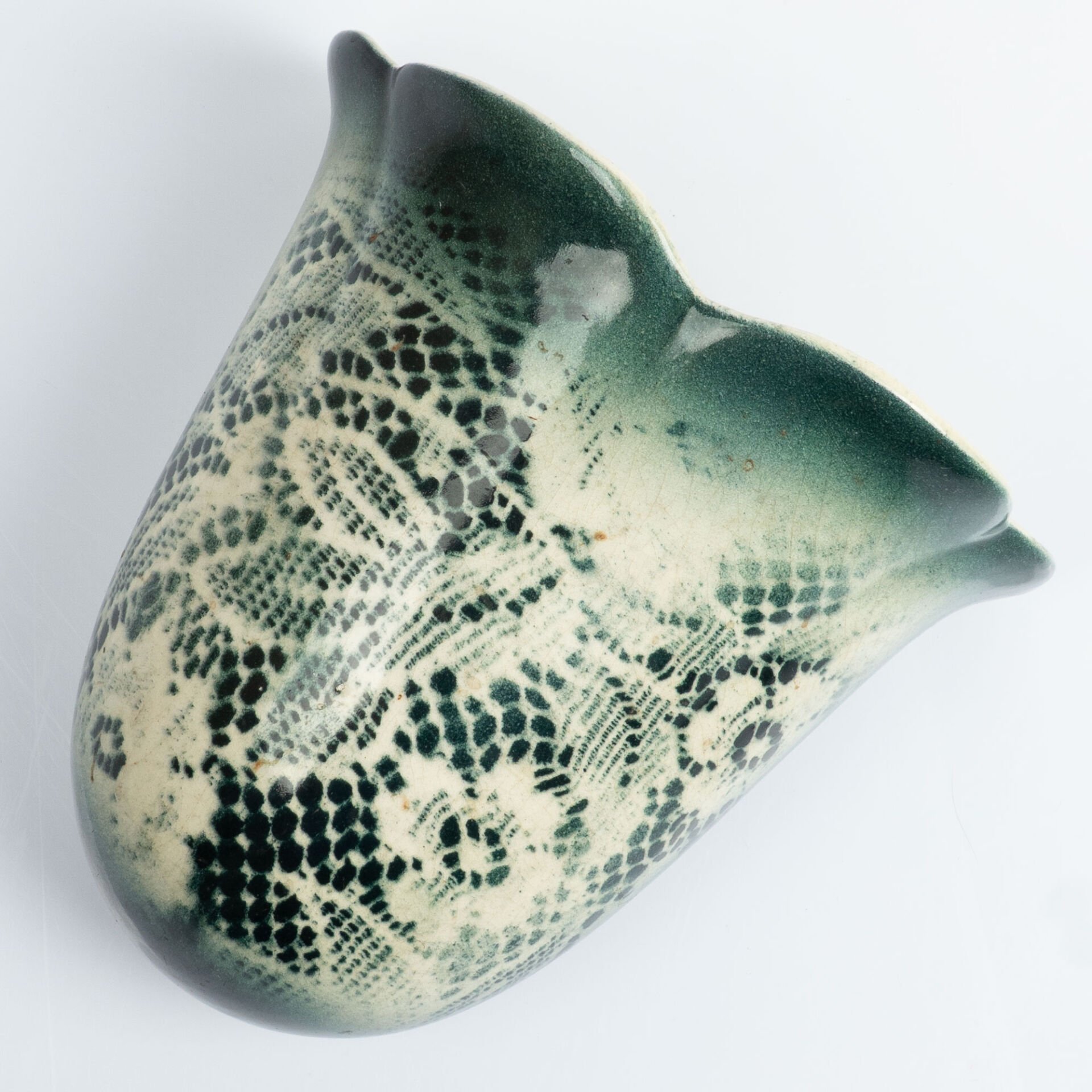 Şablon Desenli Duvar Vazosu