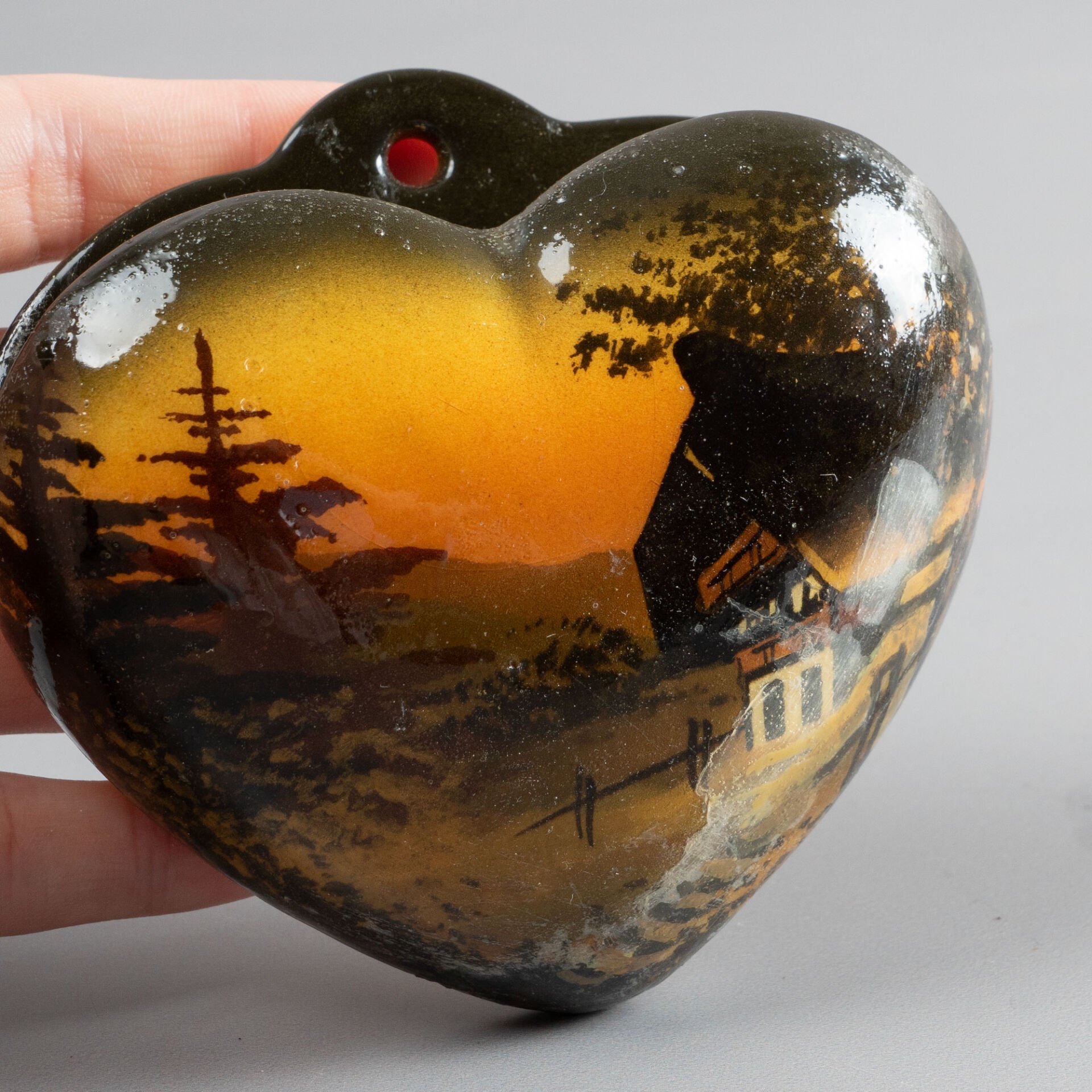 SCHRAMBERG Majolica Duvar Vazosu